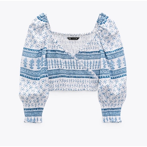 Zara Tops - Zara Boho Smocked Puff Sleeve Crop Top Medium Blue White Print Feminine EUC